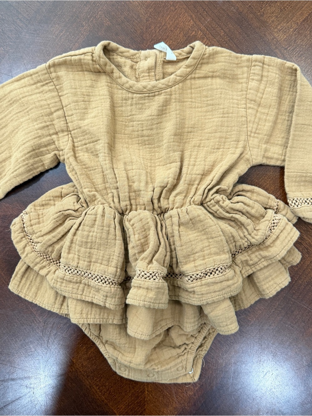 Quincy Mae Cotton Gauze Ruffle Romper Sz 12-18M Organic Cotton